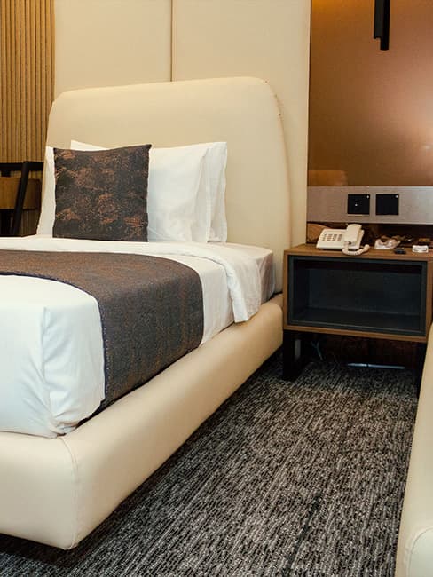 Single bed at the Leork Hotel Rawalpindi, Islamabad